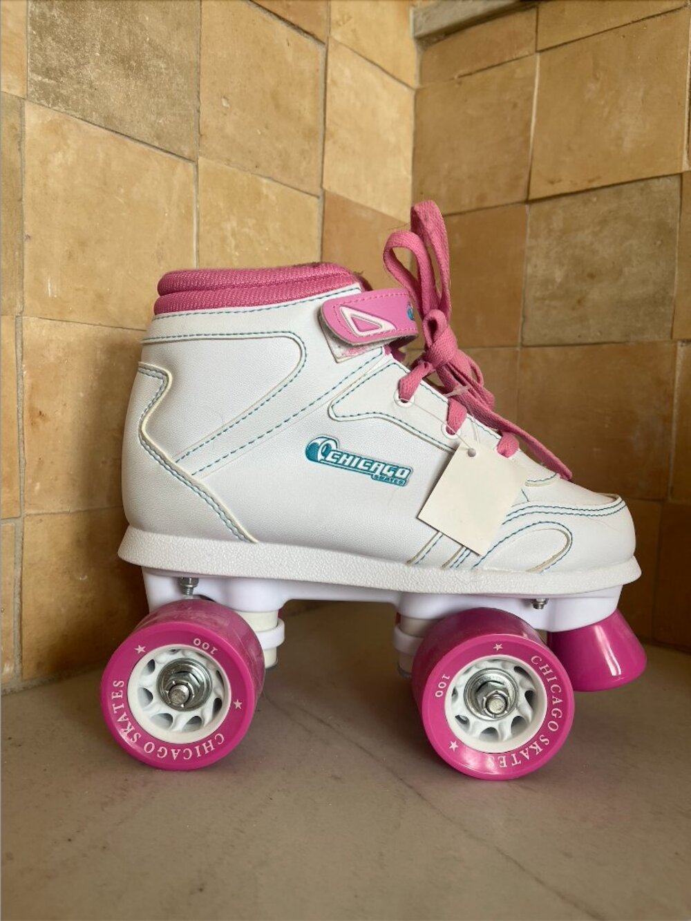 Chicago Skate Girls' White and Pink Roller Skates